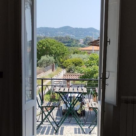 Ferienwohnung La Casina Di Lorenzo Livorno Exterior foto